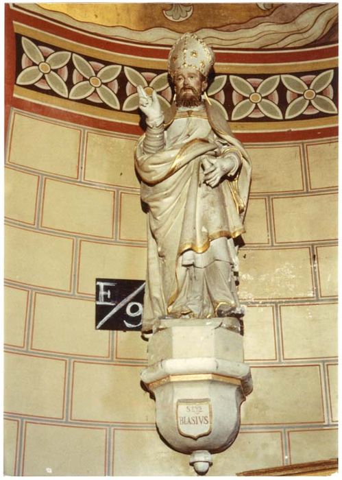 statue : Saint Blaise