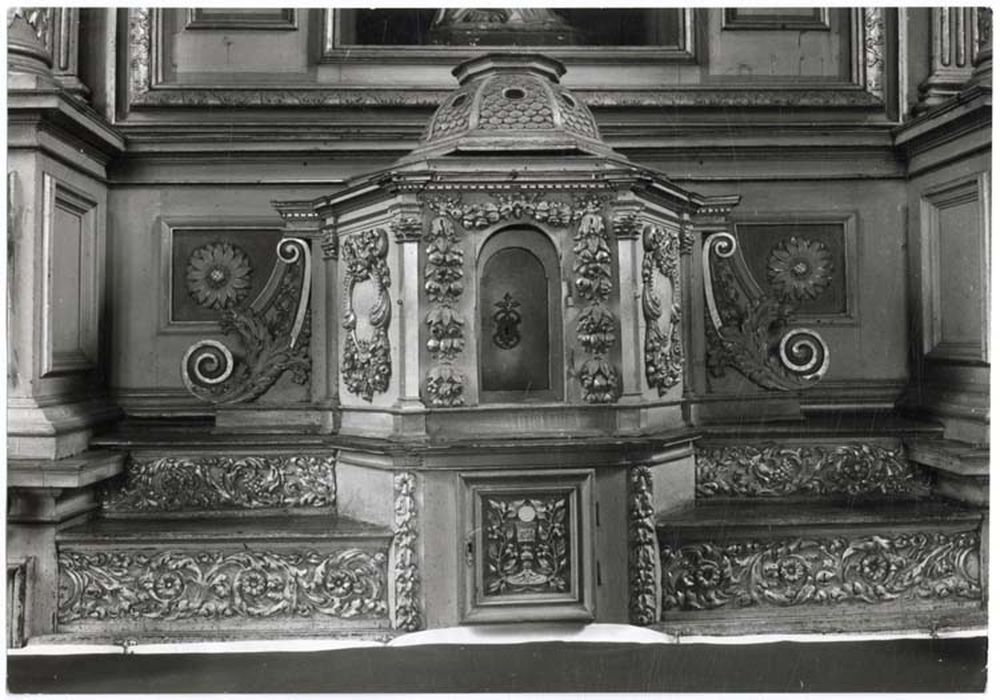 tabernacle et gradins du maître-autel - © Ministère de la Culture (France), Médiathèque du patrimoine et de la photographie, diffusion GrandPalaisRmn Photo