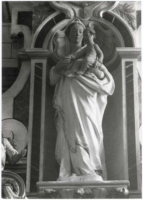 statue : Vierge à l'Enfant , retable latéral sud