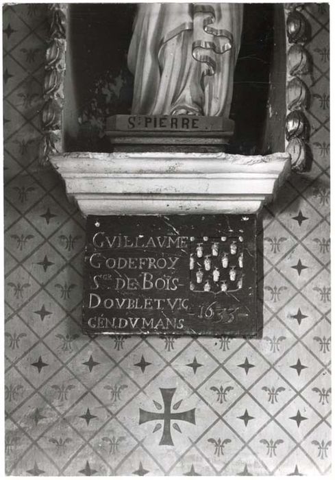 plaque commémorative, retable du maître-autel