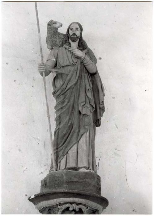 statue : Bon Pasteur