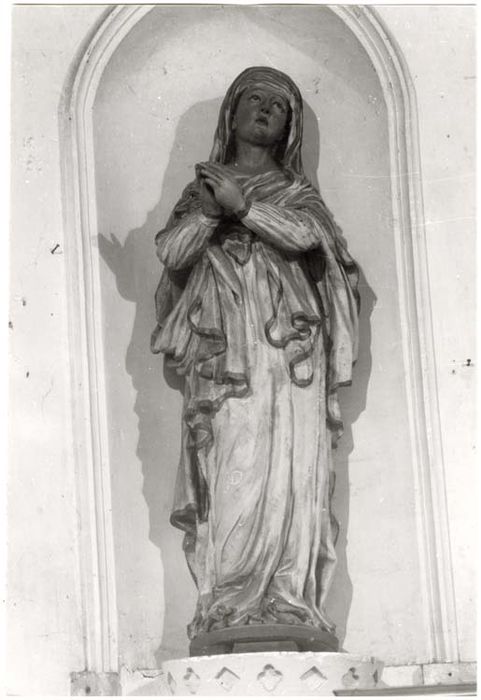 statue : Vierge