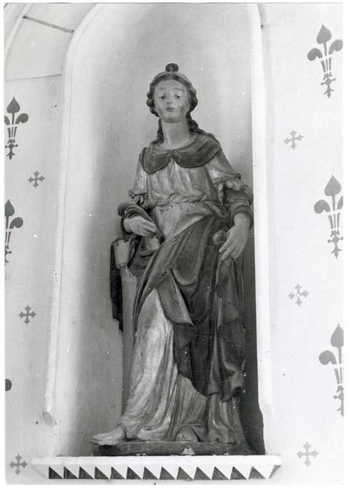 statue : Sainte Barbe