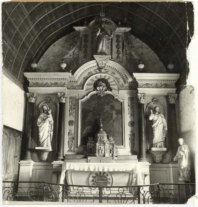 retable du maître-autel, quatre statues