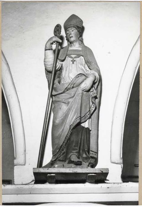 statue : Saint évêque