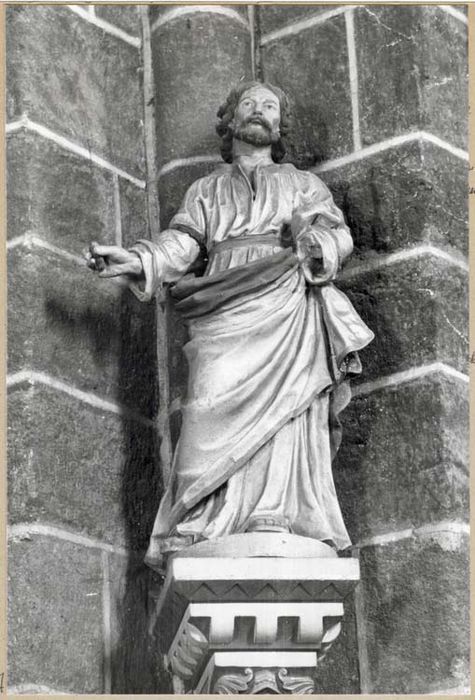 statue : Saint personnage