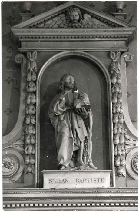 statue : saint Jean-Baptiste 