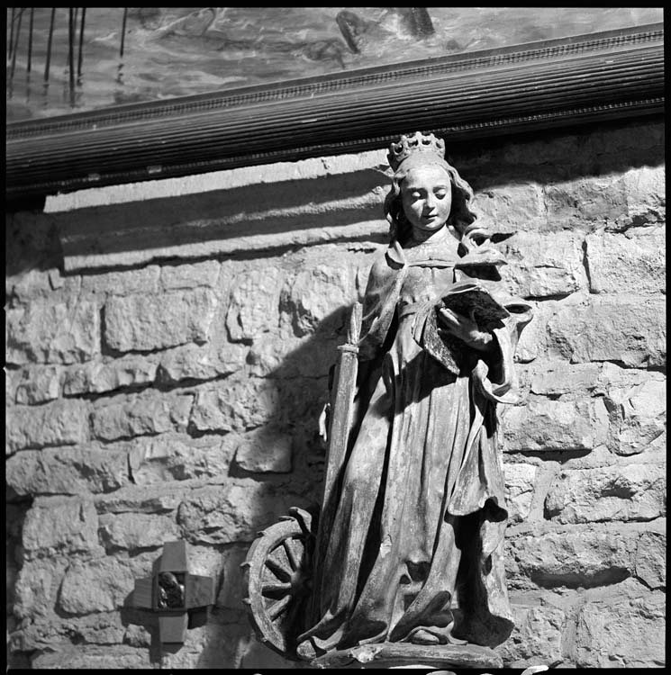 Statue : sainte Catherine