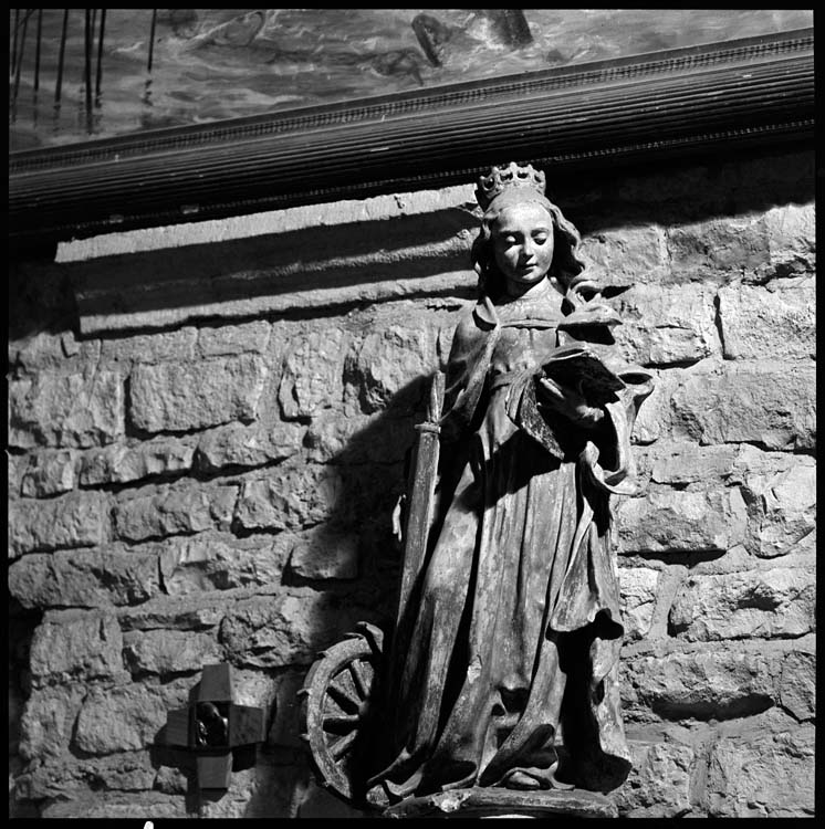 Statue : sainte Catherine