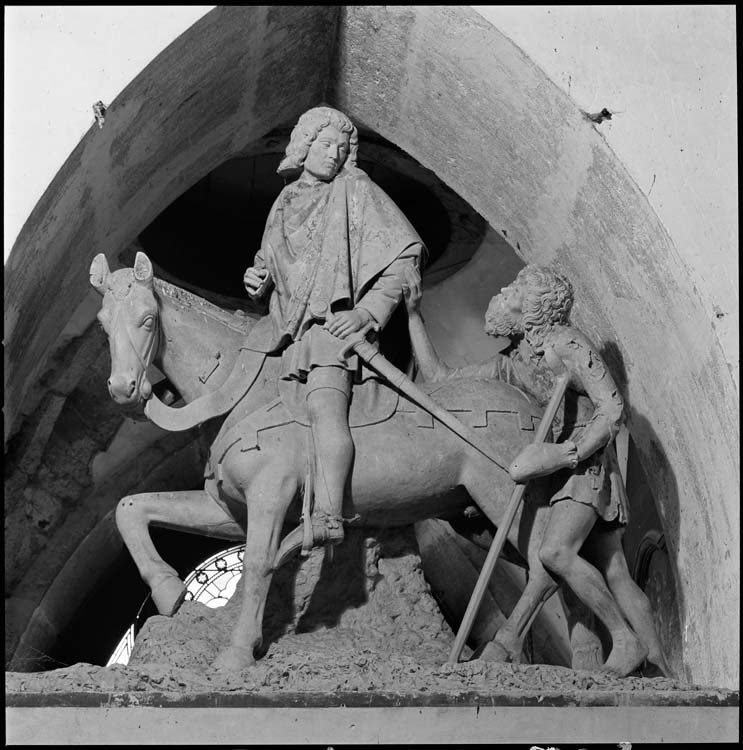 Groupe sculpté : la charité de saint Martin