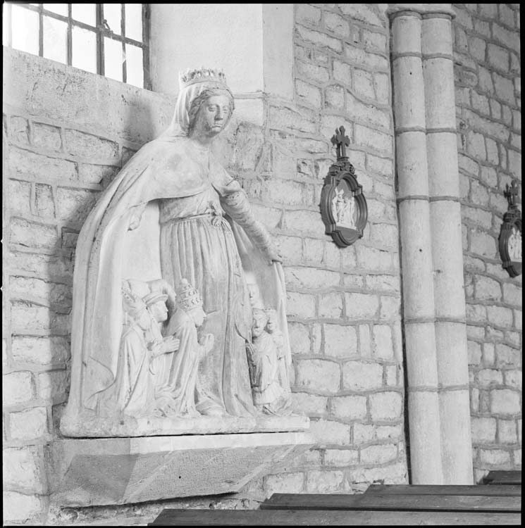 Statue : Vierge de Miséricorde