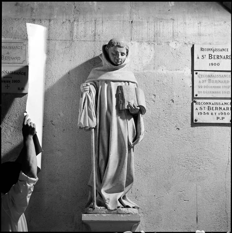 Statue : saint Bernard