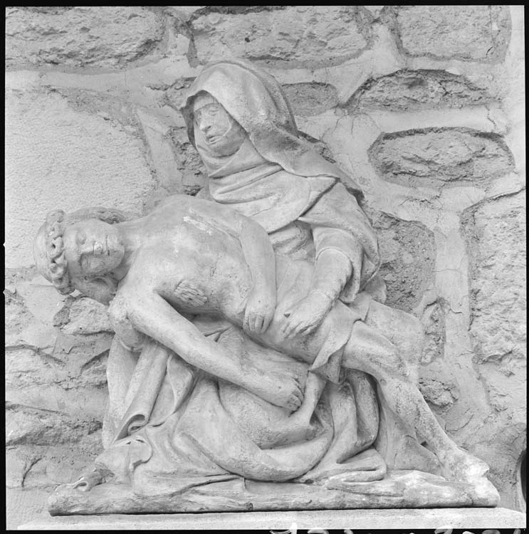 Groupe sculpté : Pietà