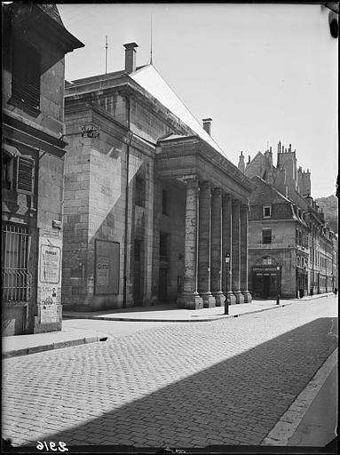 Façade sur rue