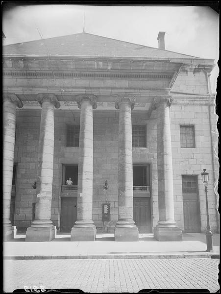 Façade d'entrée