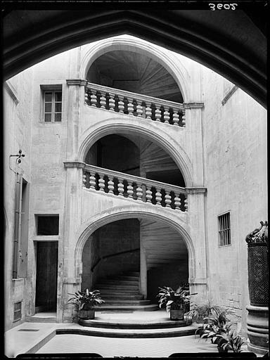 Façade d'escalier