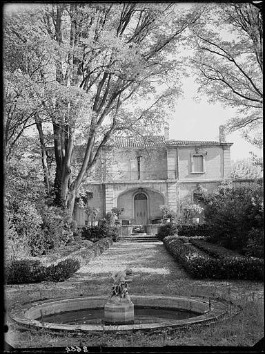 Façade sur jardin