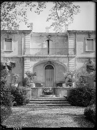 Façade sur jardin