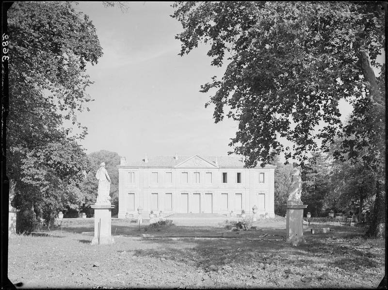 Façade sur parc