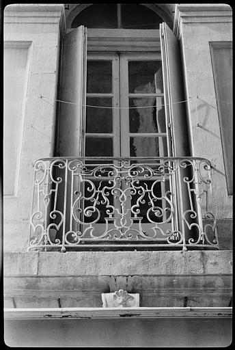 Balcon en fer forgé