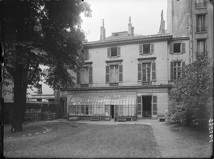 Façade sur cour