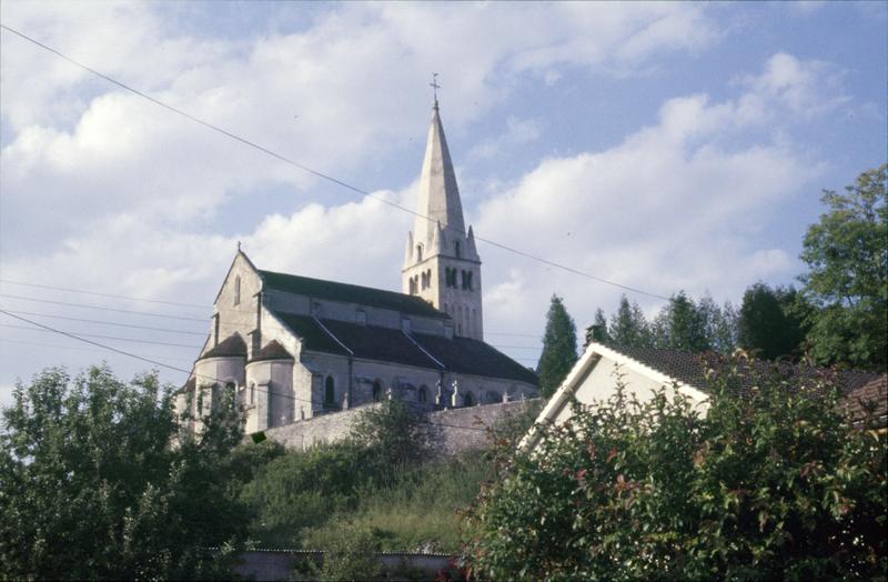 Ensemble nord-est et clocher