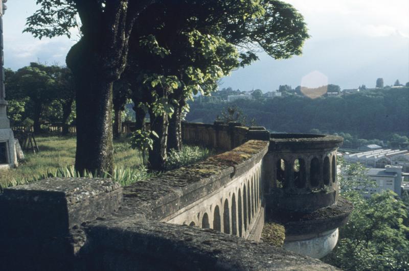 Terrasse du château, vue sur la ville