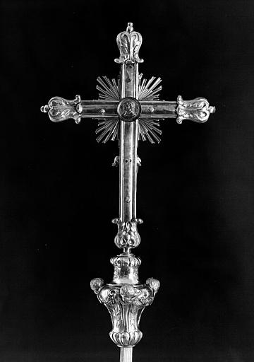 Croix processionnelle en bronze argenté et doré (revers)