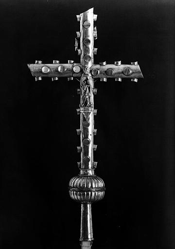 Croix processionnelle écotée en cuivre argenté (revers)