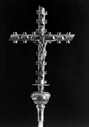 Croix processionnelle (avers) - © Ministère de la Culture (France), Médiathèque du patrimoine et de la photographie, diffusion RMN-GP