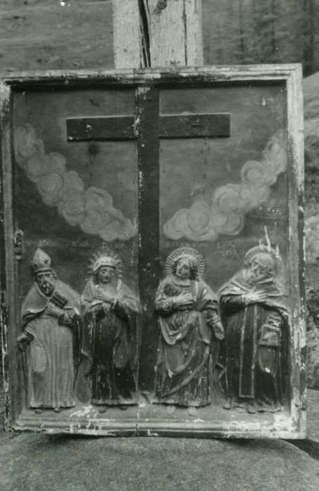 bas-relief : Vierge saint Jean et deux saints (la) - © Ministère de la Culture (France), Médiathèque du patrimoine et de la photographie, diffusion RMN-GP