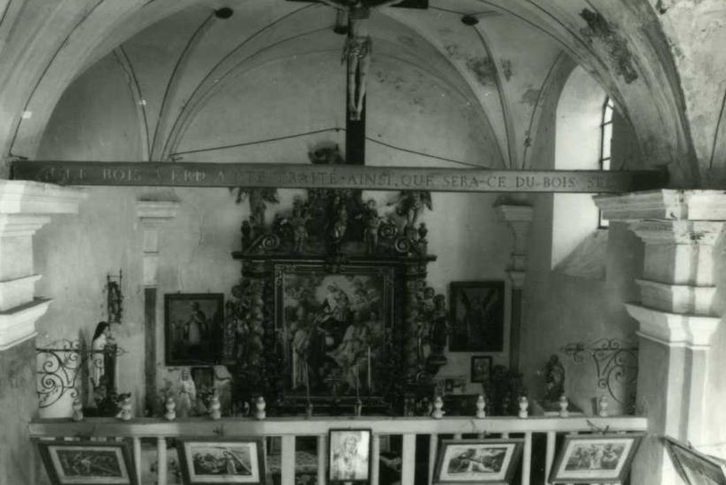 retable, tableau : Vierge à l'Enfant entourée d'anges et de saints - © Ministère de la Culture (France), Médiathèque du patrimoine et de la photographie, diffusion RMN-GP