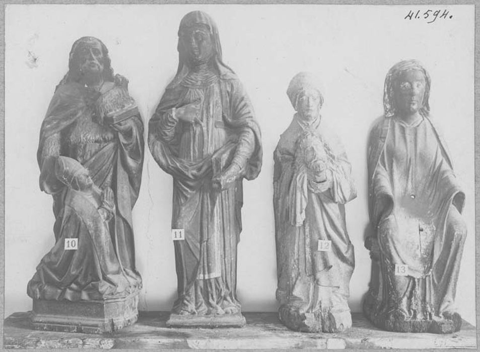 statues : Vierge, saint Jean-Baptiste, saint évêque, sainte au livre