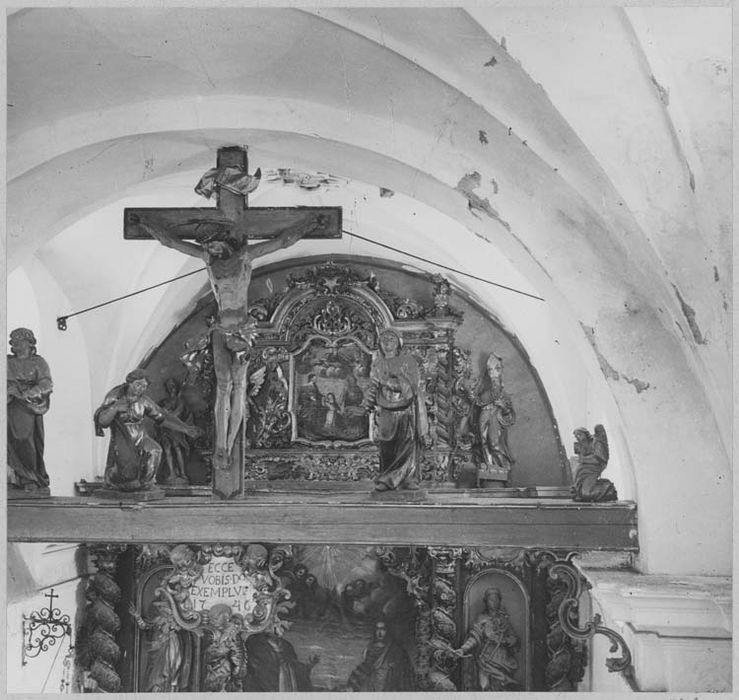 poutre de gloire, 4 statues : Christ en croix, Vierge, saint Jean, Madeleine - © Ministère de la Culture (France), Médiathèque du patrimoine et de la photographie, diffusion GrandPalaisRmn Photo