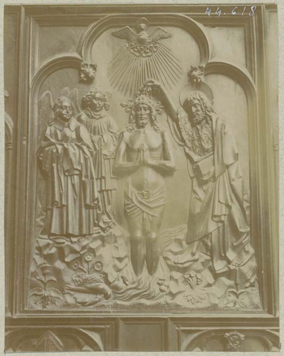 relief : le Baptême du Christ