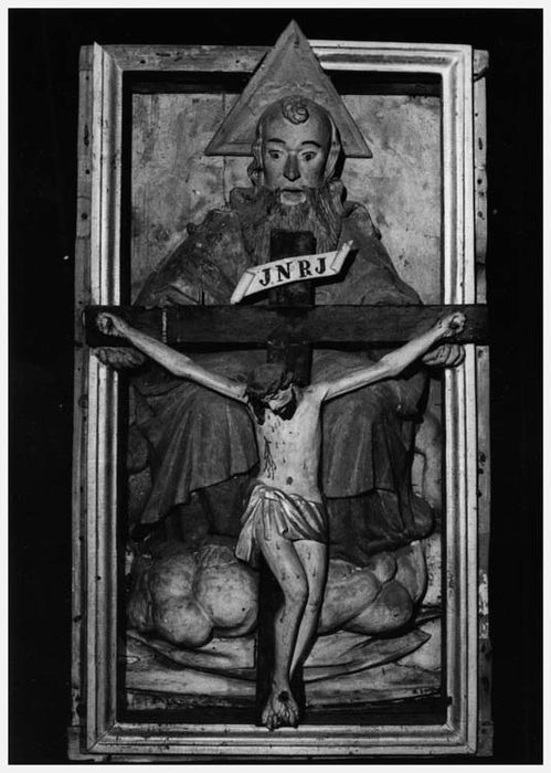 Fragment de retable et son cadre : Trinité