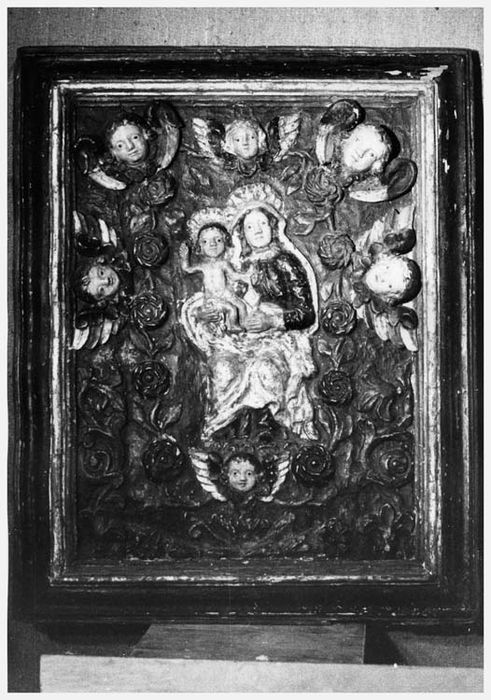 Bas-relief : Vierge à l'Enfant