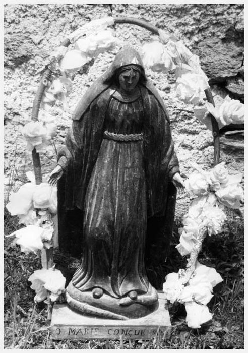 Statue (statuette) : Vierge