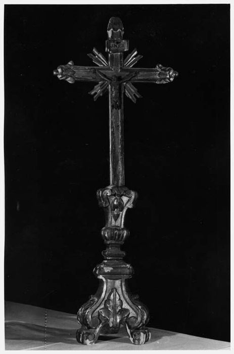 Croix d'autel