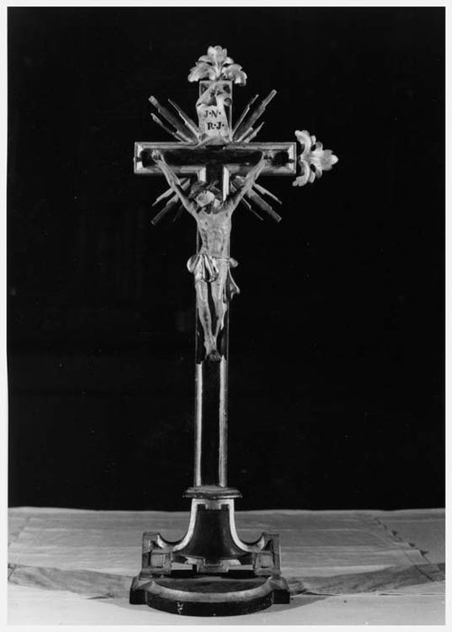 croix d'autel