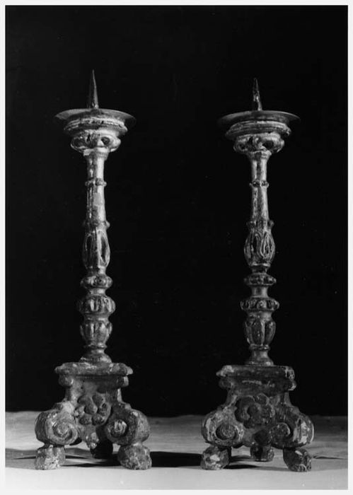 chandeliers d'autel