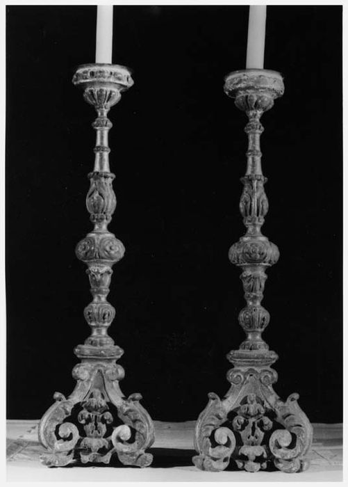 chandeliers d'autel