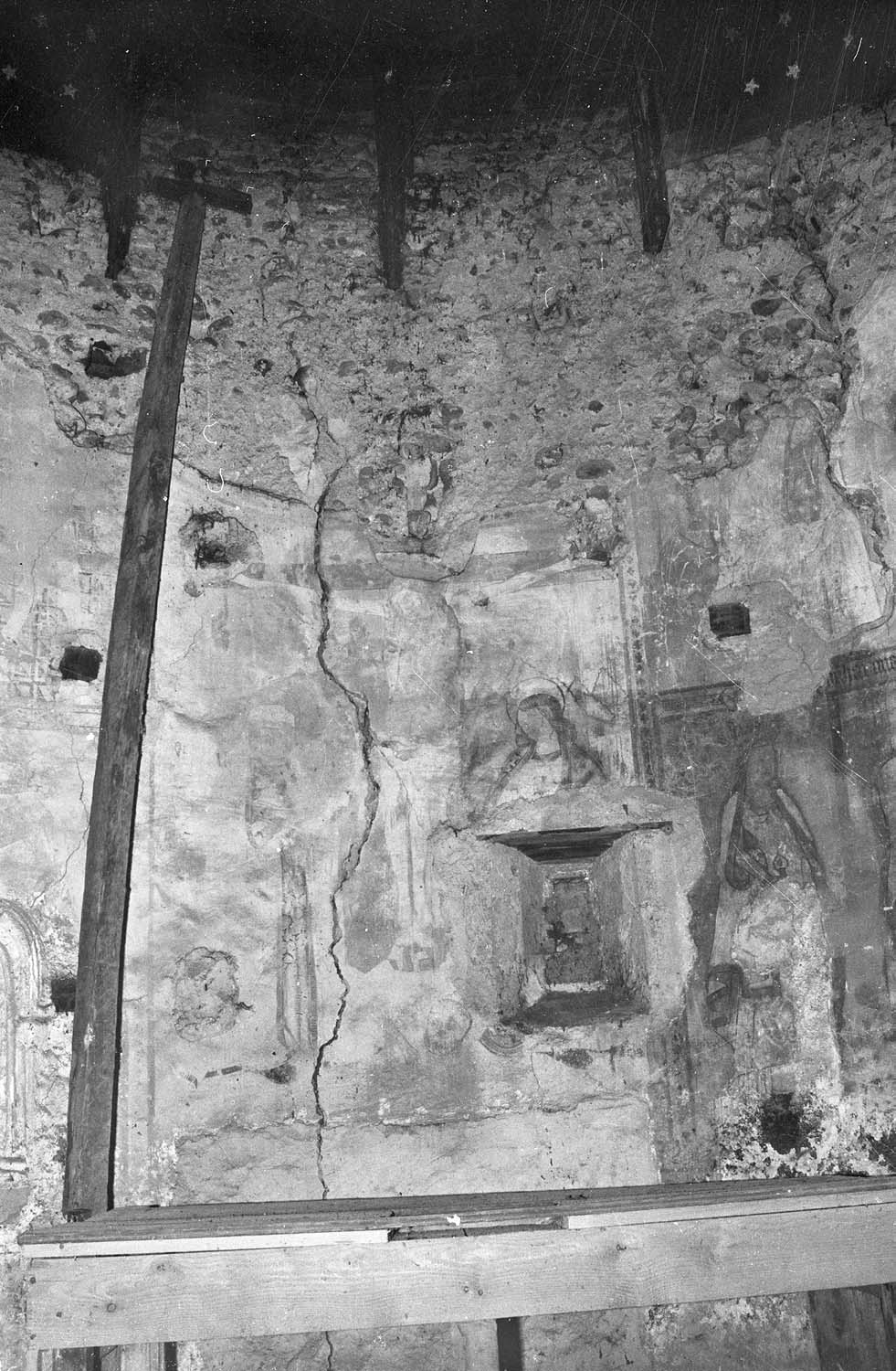 Peintures murales du chœur
