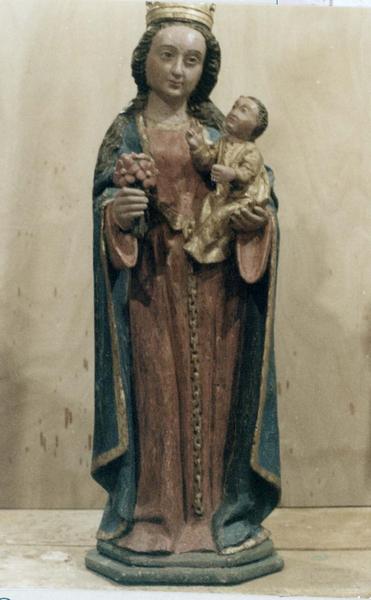 statue : Vierge à l'Enfant