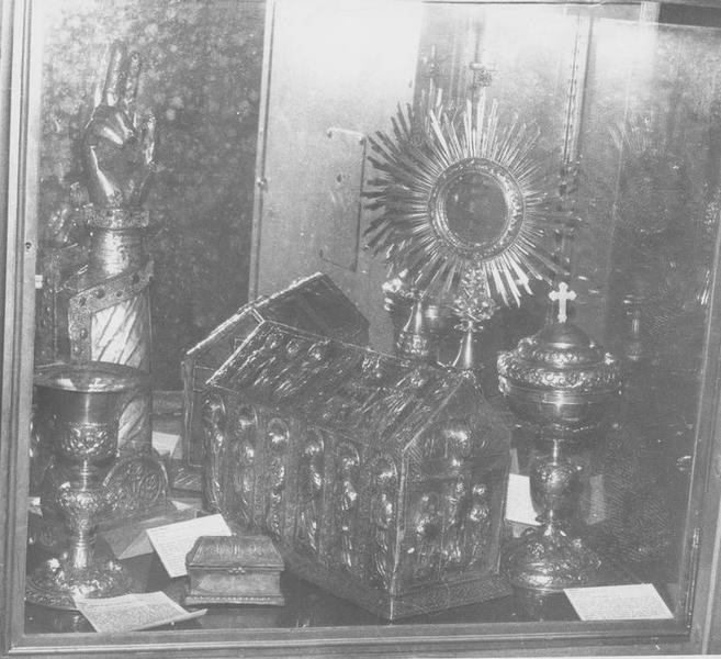 ampoule aux saintes huiles, vue générale