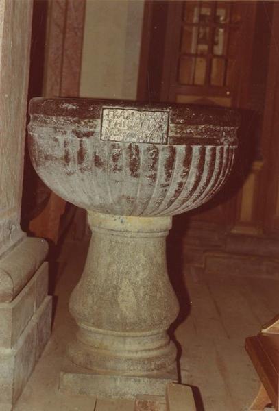 bénitier, vue générale - © Ministère de la Culture (France), Médiathèque du patrimoine et de la photographie (objets mobiliers), tous droits réservés