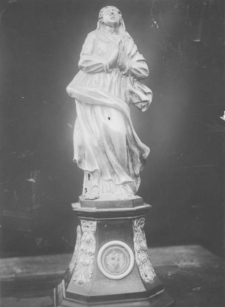 statuette : Notre-Dame de Peillonnex, vue générale