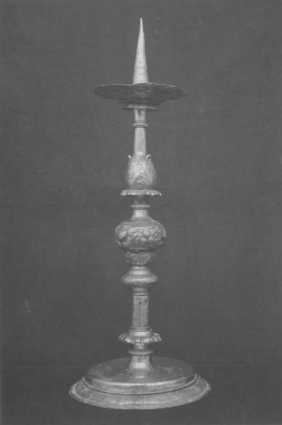 chandelier, vue générale - © Ministère de la Culture (France), Médiathèque du patrimoine et de la photographie (objets mobiliers), tous droits réservés