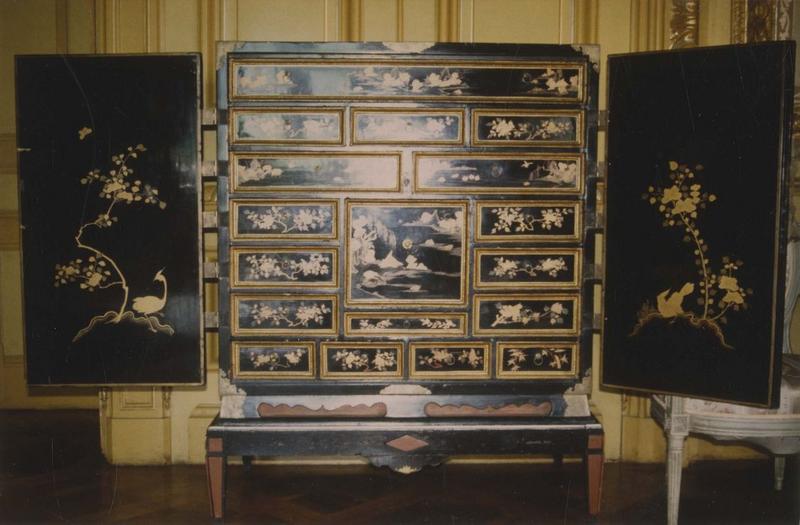 cabinet dit Jis-shu-ko-bako, vue générale - © Ministère de la Culture (France), Médiathèque du patrimoine et de la photographie (objets mobiliers), tous droits réservés