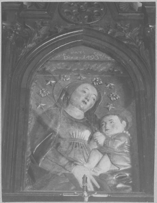 bas-relief : Vierge à l'Enfant, détail